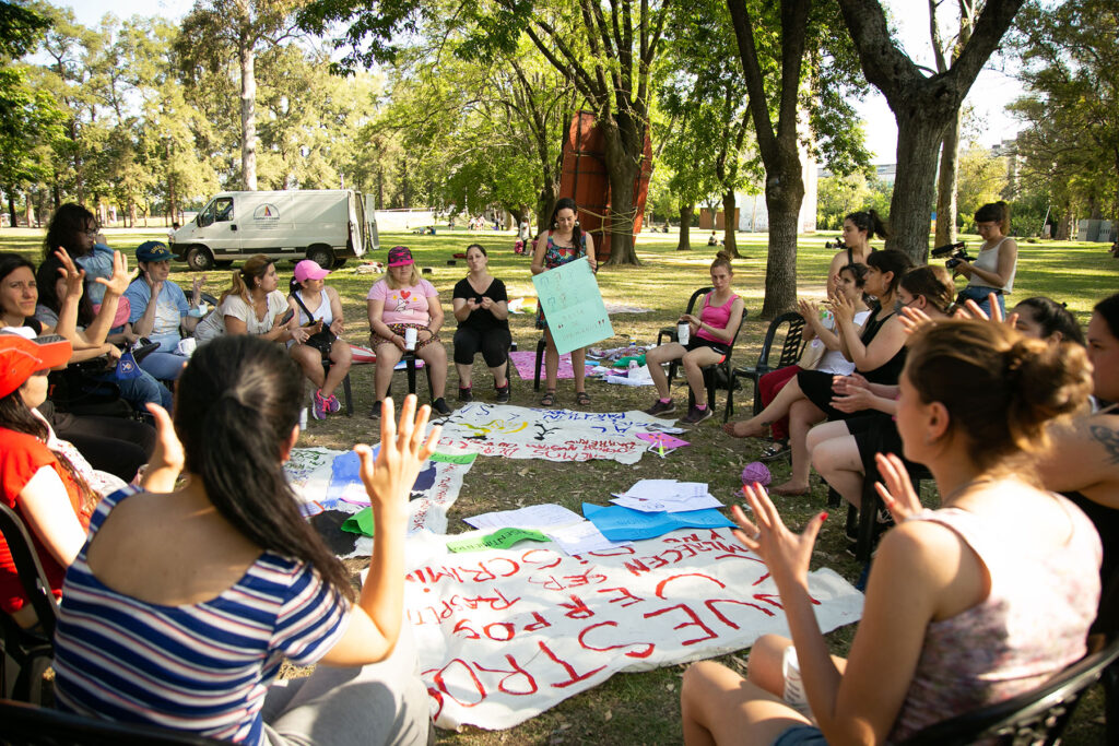 Foto grupal del equipo Nuestros Derechos en Foco